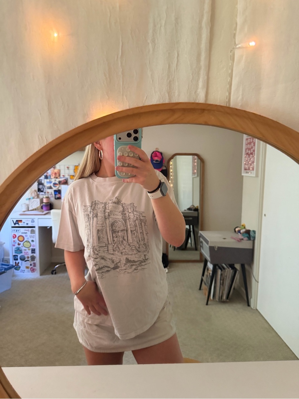 brandy melville oversized graphic tee